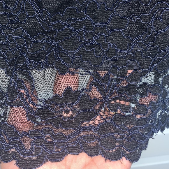 Cream Royal Blue Laced Top - Picture 7 of 7